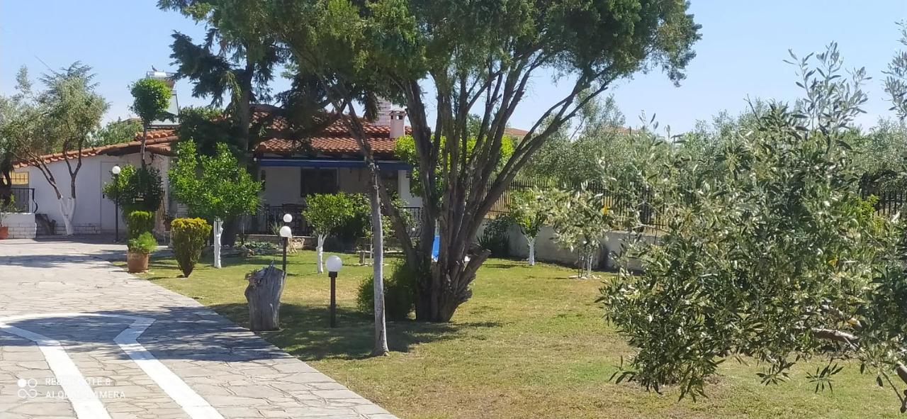 Ekali-Haus Villa Nea Iraklia Exterior photo
